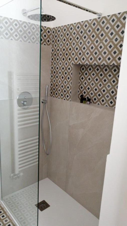 Le Volte Di San Leonardo Apartment เลชเช ภายนอก รูปภาพ